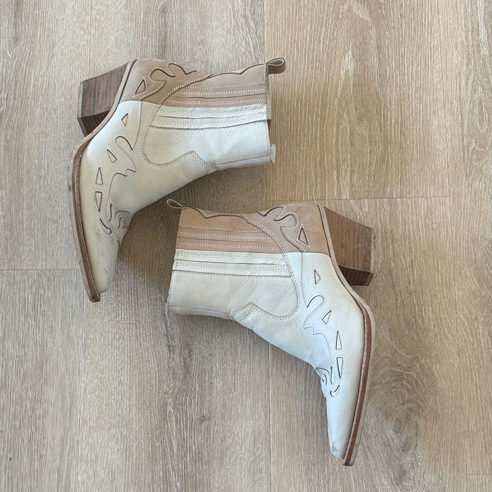 Dolce Vita Cream and Tan Ankle Booties